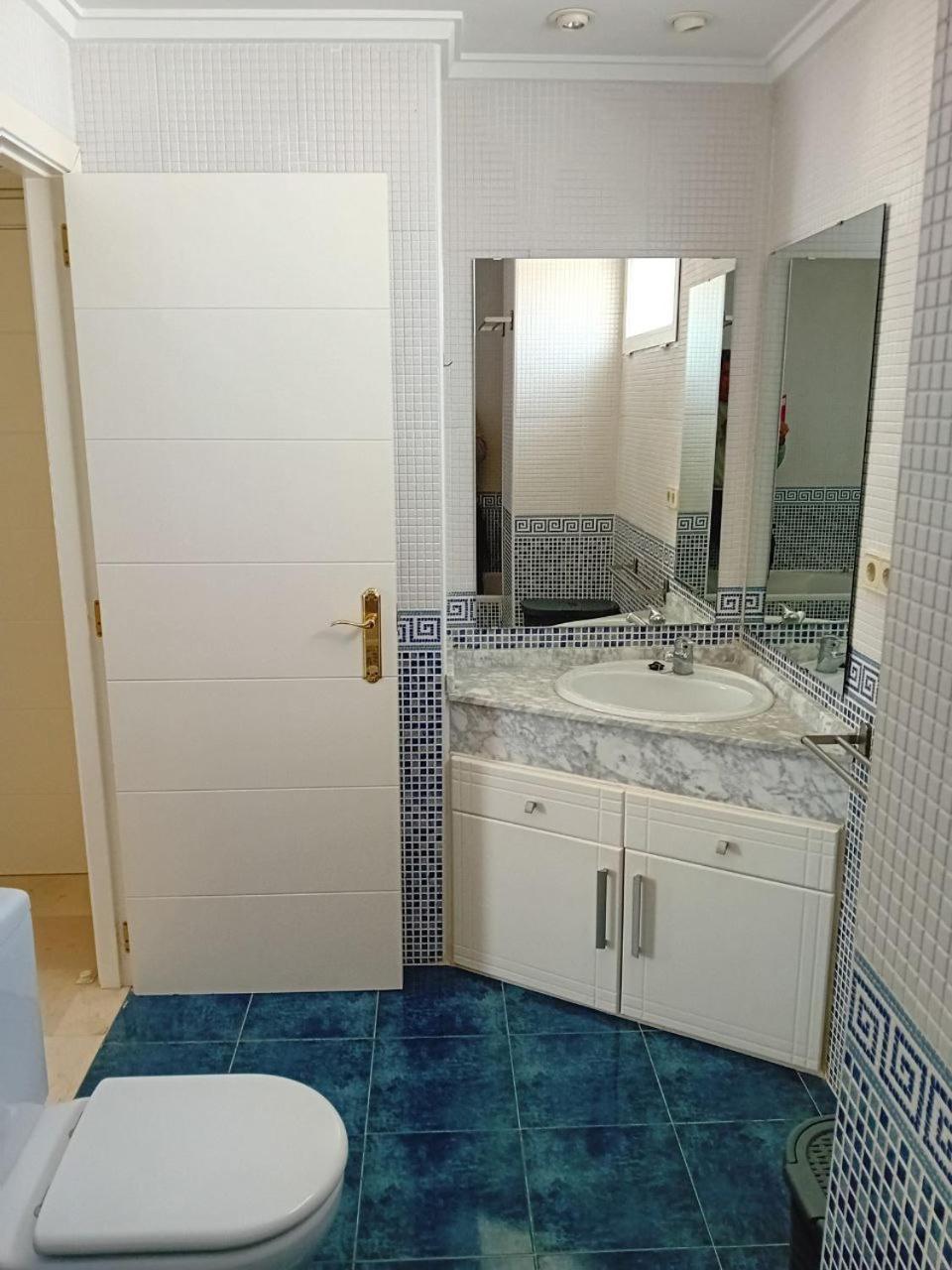 El Rancho Apartment